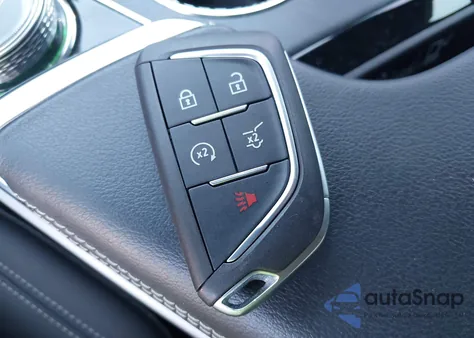 2024 Cadillac Lyriq Luxury W/1Sd from USA, damaged, VIN 1GYKPRRK3RZ139457